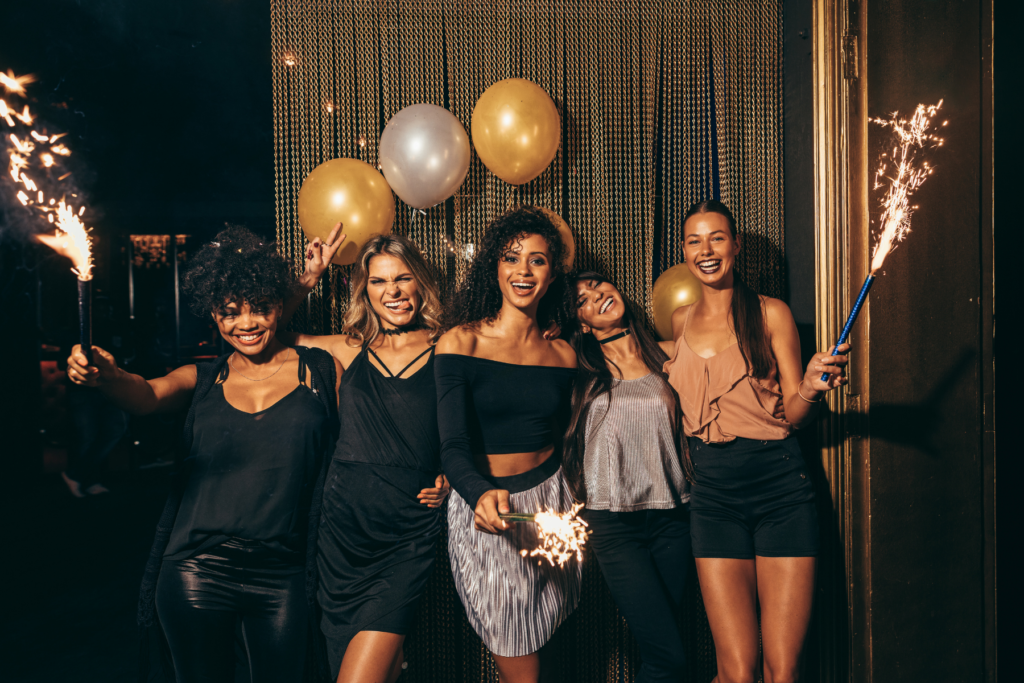 WHAT IS THE DIFFERENCE BETWEEN NEW YEARS DAY AND NEW YEARS EVE visual data 4