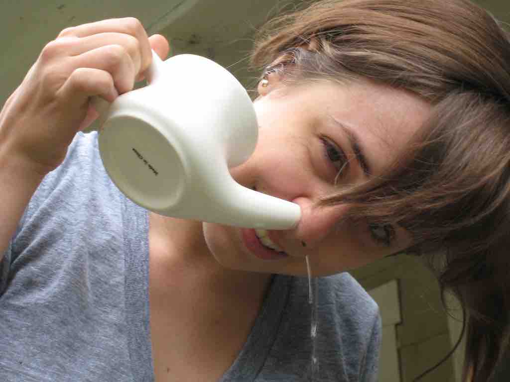 How To Use A Neti Pot