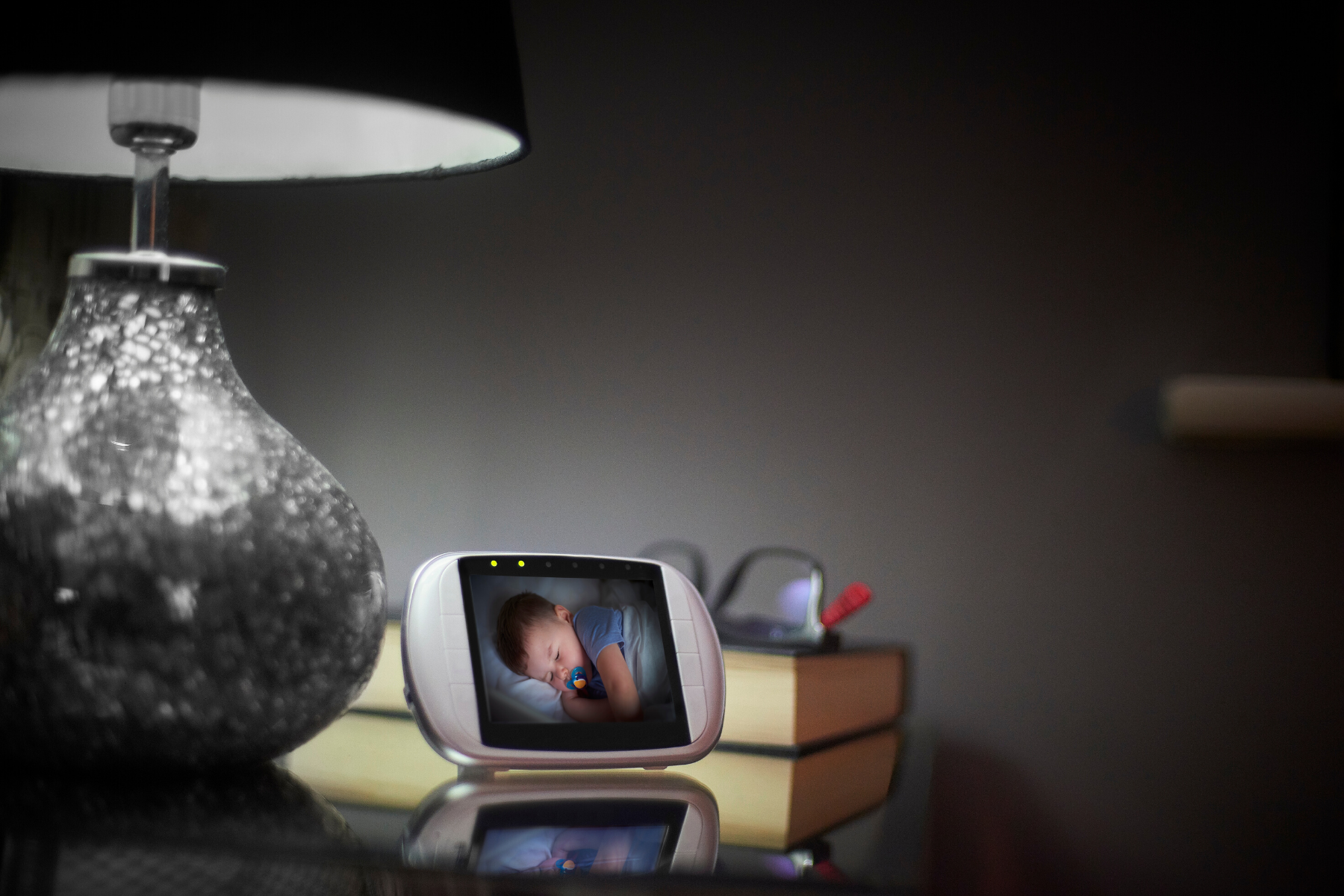5 Best Split-Screen Baby Monitors Of 2021