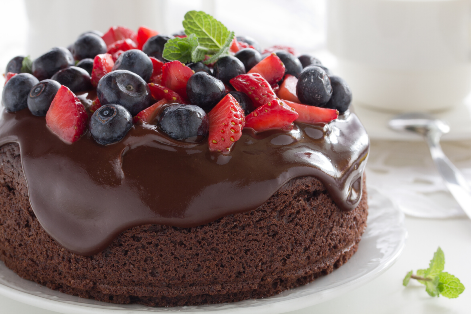 Cake рецепты. Шоколадный торт. Красивые торты. Вкусный шоколадный торт. Шоколадный торт с фруктами