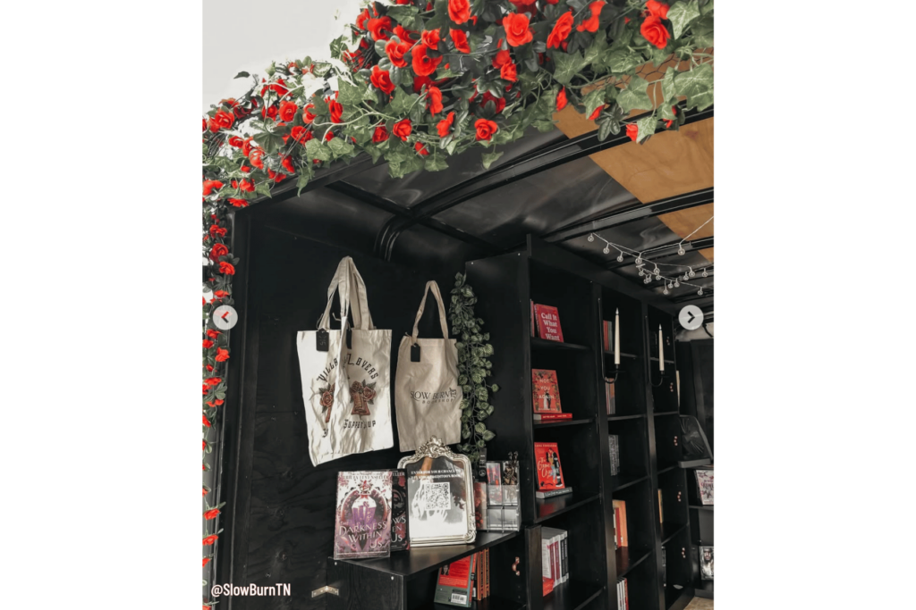 Romance-Only Bookstore on Wheels