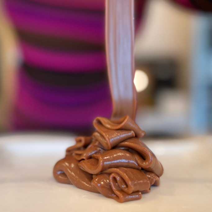 THE BEST HOMEMADE CHOCOLATE FUDGE RECIPE