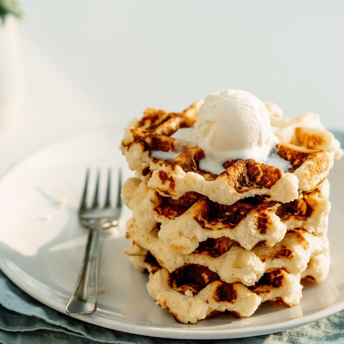 Have you made this keto Wonder Bread chaffle recipe?